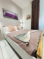 Laura Rooms