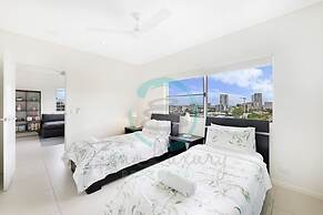 Zen Ocean View Ph Spacious Living Pool Parking