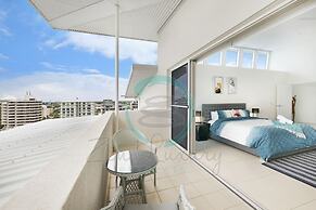 Zen Ocean View Ph Spacious Living Pool Parking