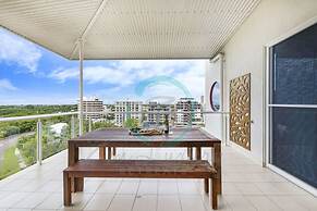 Zen Ocean View Ph Spacious Living Pool Parking