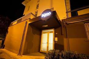 Hotel Byron