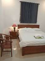 Ubud suites batuan