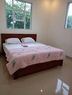 Ubud suites batuan