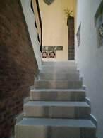 Ubud suites batuan