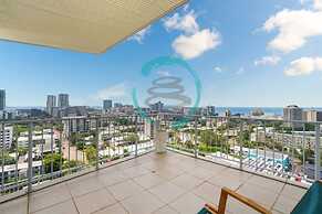 Pinnacle Penthouse Escape Panoramic Views Pool