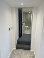 Stunning 1 Bedroom Apartment in Bicester Town