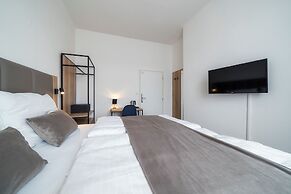 Leon hotel