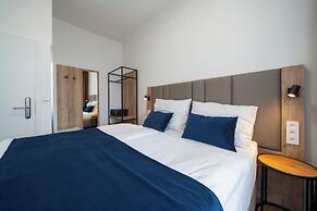 Leon hotel