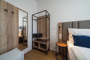 Leon hotel