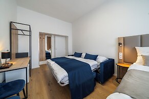 Leon hotel