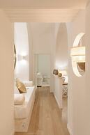 Vatican home for seven people
