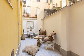 Vatican home for seven people