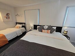 SHORE VISTA LODGE
