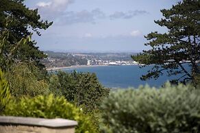 Bourne Hall Country Hotel
