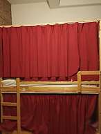 Room-bed 11 in a 6-bed Mixed Dormitory r
