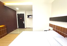 Hotel O Hi Inn