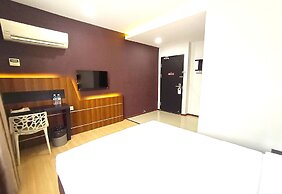 Hotel O Hi Inn