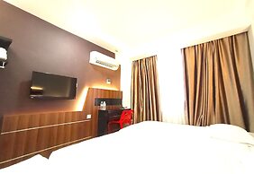 Hotel O Hi Inn