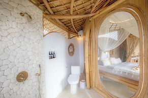 Camanta Penida - Adult Only