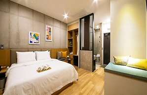 EPOCHE HOTEL