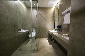 EPOCHE HOTEL