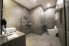 EPOCHE HOTEL