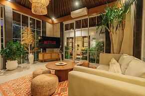Villa Nana by Pertama Stay