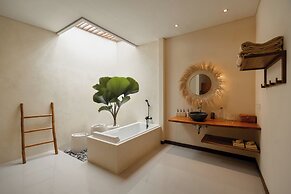 Villa Nana by Pertama Stay