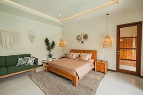 Villa Nana by Pertama Stay