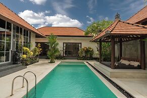 Villa Nana by Pertama Stay