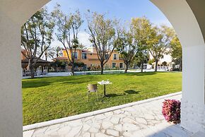 Ema Houses