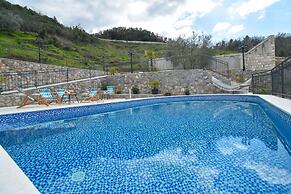 Villa 177