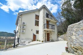 Villa 177