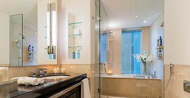 Luxe High Floor In Address Marina.36