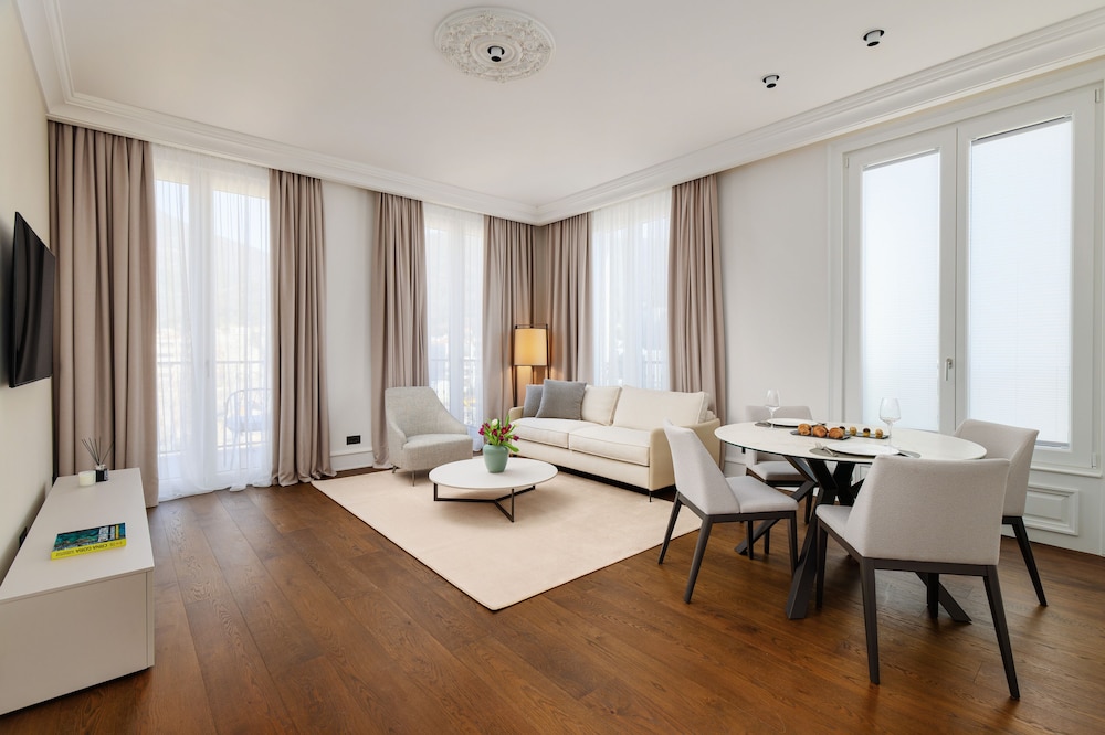 Porto Palace