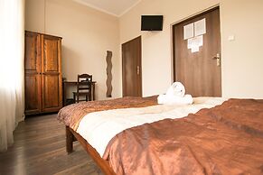 Royal Hostel