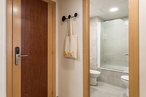 Vigo Bay Apartments by Olala Homes