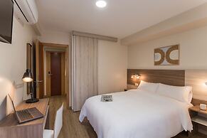 Vigo Bay Apartments by Olala Homes
