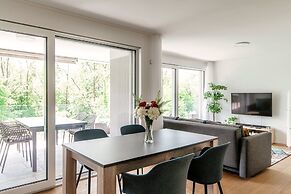 Linda Terrace