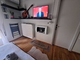 Sunny Studio