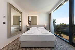 Seesea Hotel