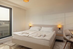 Seesea Hotel