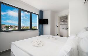 Seesea Hotel