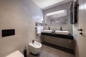 Seesea Hotel