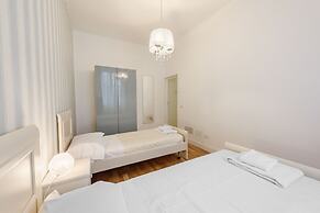 Fabbroni 3 bedrooms by Mmega