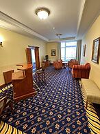 Hotel Golden Palace