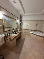 Hotel Golden Palace
