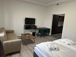 Hotel Golden Palace