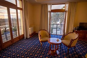 Hotel Golden Palace