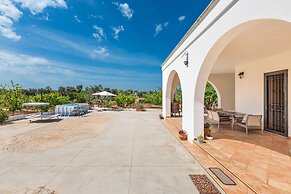 2942 Villa Cucunci by Barbarhouse